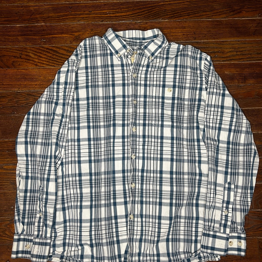 Men's light blue and White Plaid Button-Down Shirt